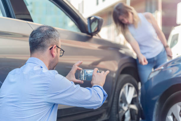 Professional Full Coverage Car Insurance technician working in Fruitland Park, FL